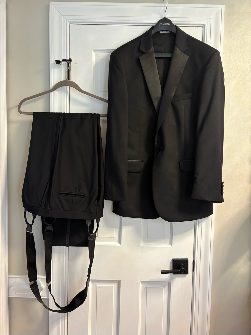 Jos. A. Bank Black Traveler Tuxedo Jacket and Pants -Size 42R & Pants (34” x 32)